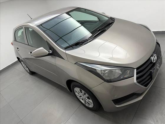 HYUNDAI HB20 1.0 COMFORT 12V FLEX 4P MANUAL